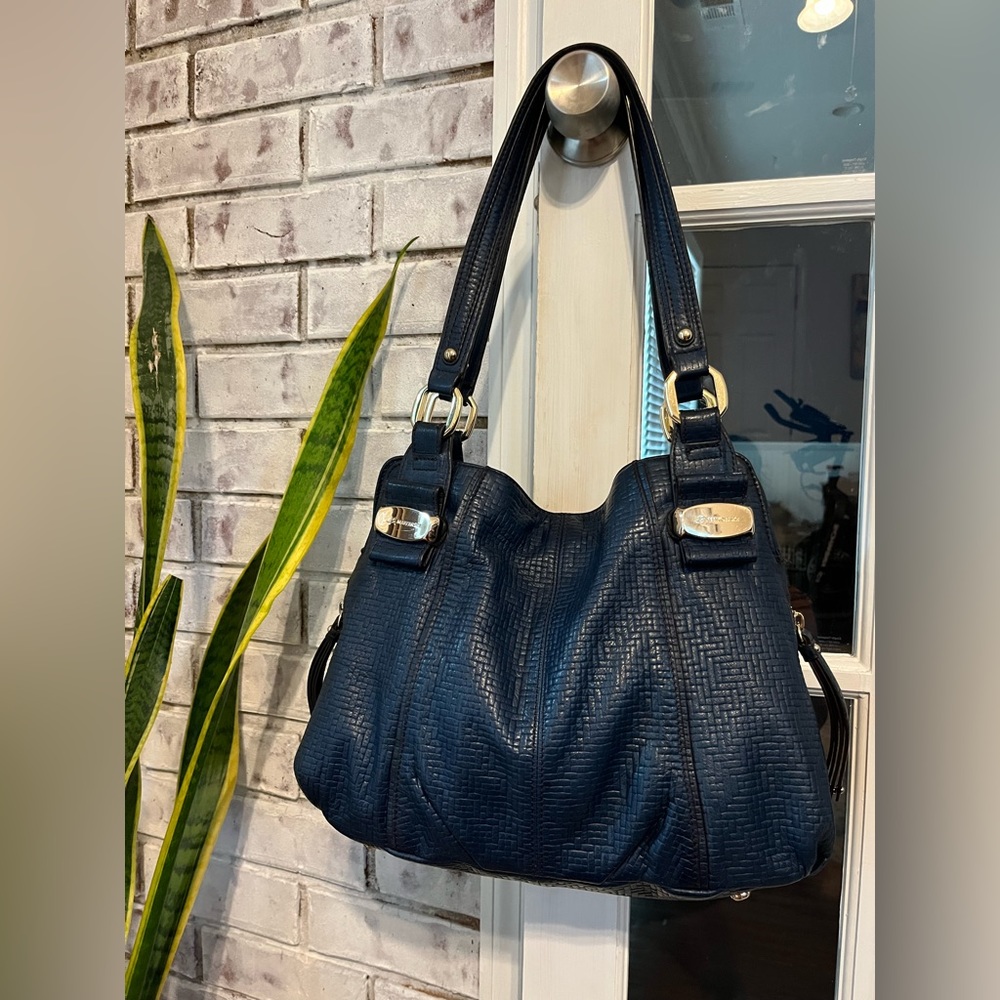 B. Makowsky Embossed Leather Purse with ID wristlet